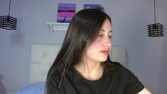 Snapshot of Zaaida_ chatting on 10/01/25, 02:01 Zaaida  online show from 10/01/25, 02:01