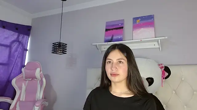 Snapshot of Zaaida_ chatting on 10/11/25, 12:36 Zaaida  online show from 10/11/25, 12:36