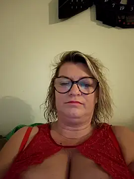 Snapshot of Delphineben chatting on 01/14/26, 06:57 Delphineben online show from 01/14/26, 06:57