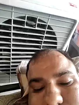 Snapshot of monty935 chatting on 09/16/25, 08:15 monty935 online show from 09/16/25, 08:15