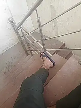 Snapshot of monty935 chatting on 09/27/25, 08:52 monty935 online show from 09/27/25, 08:52