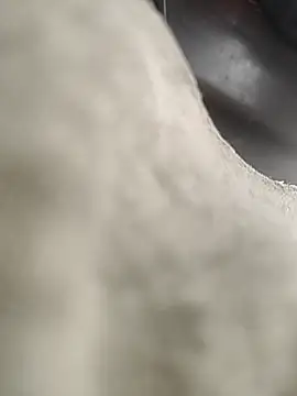 Snapshot of monty935 chatting on 10/04/25, 07:06 monty935 online show from 10/04/25, 07:06