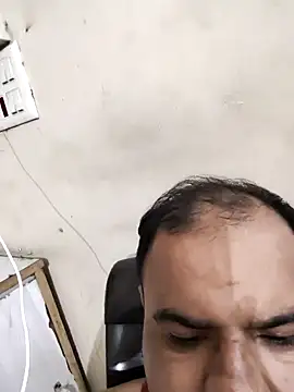 Snapshot of monty935 chatting on 10/04/25, 07:23 monty935 online show from 10/04/25, 07:23