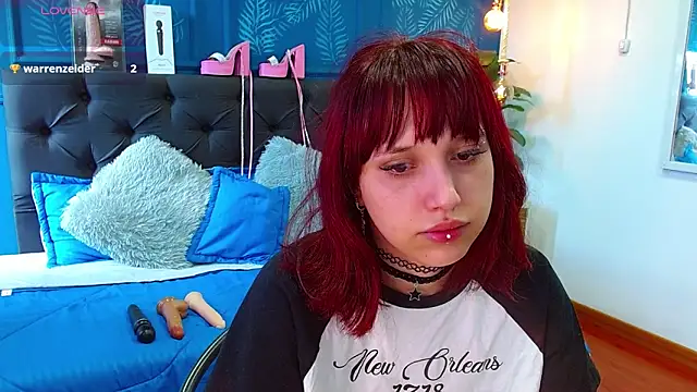 Snapshot of zohet_kriss chatting on 04/12/26, 01:16 zohet kriss online show from 04/12/26, 01:16