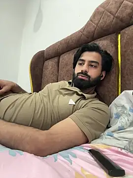 hottestboy03 online show from 10/06/25, 07:50