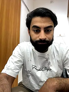 hottestboy03 online show from 10/14/25, 08:04