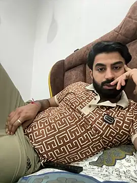 hottestboy03 online show from 10/19/25, 09:10