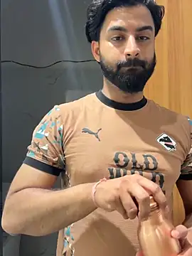 hottestboy03 online show from 02/18/26, 08:49