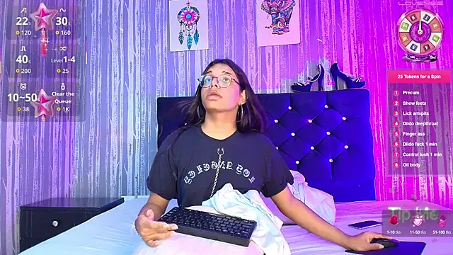 Snapshot of Hailey_johnsonn chatting on 09/30/25, 10:31 Hailey johnsonn online show from 09/30/25, 10:31