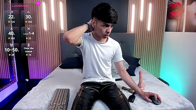 OnlyJos online show from 12/01/25, 07:52