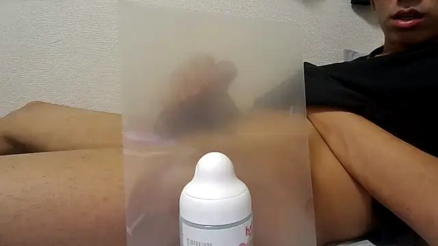 Snapshot of Kento26767 chatting on 12/19/25, 03:30 Kento26767 online show from 12/19/25, 03:30