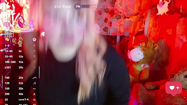 Snapshot of caro_lina20 chatting on 10/24/25, 04:31 caro lina20 online show from 10/24/25, 04:31