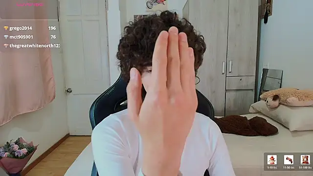 Nude Boy18 online show from 02/03/26, 06:22