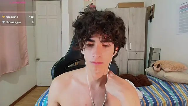 Nude Boy18 online show from 04/06/26, 04:46