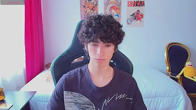 Nude Boy18 online show from 07/03/26, 08:48