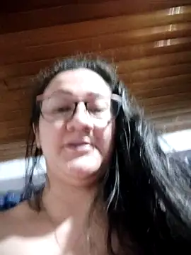 Snapshot of Aisha_manzur chatting on 11/29/25, 05:10 Aisha manzur online show from 11/29/25, 05:10