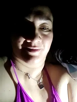 Aisha manzur online show from 12/20/25, 03:13