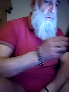 Snapshot of barbaszztop chatting on 02/04/26, 12:05 barbaszztop online show from 02/04/26, 12:05