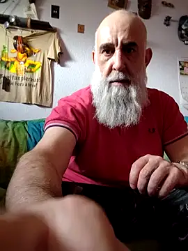 Snapshot of barbaszztop chatting on 02/05/26, 10:42 barbaszztop online show from 02/05/26, 10:42