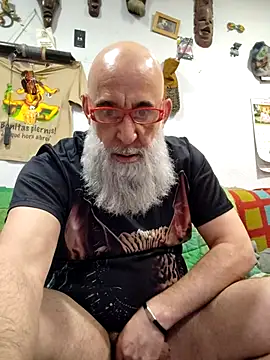 Snapshot of barbaszztop chatting on 03/01/26, 06:15 barbaszztop online show from 03/01/26, 06:15