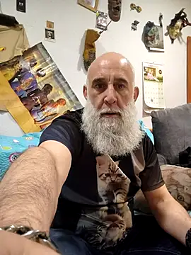 Snapshot of barbaszztop chatting on 03/21/26, 10:46 barbaszztop online show from 03/21/26, 10:46