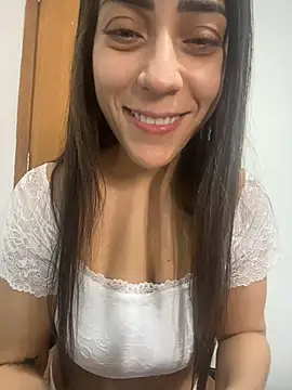 lucioliveira online show from 02/17/26, 01:51