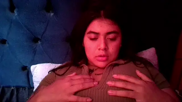 Snapshot of sophiadaza666 chatting on 03/23/26, 09:41 sophiadaza666 online show from 03/23/26, 09:41