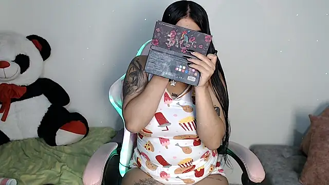 Snapshot of sophiadaza666 chatting on 07/19/26, 11:19 sophiadaza666 online show from 07/19/26, 11:19