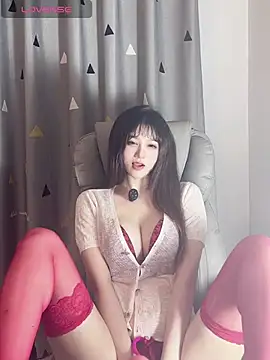 Snapshot of annacc999 chatting on 09/14/25, 05:45 annacc999 online show from 09/14/25, 05:45