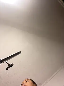 Snapshot of lunita_sweet5 chatting on 10/25/25, 10:48 lunita sweet5 online show from 10/25/25, 10:48