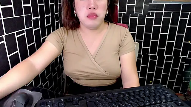 xUrDreamSlutWhore online show from 09/09/25, 04:06