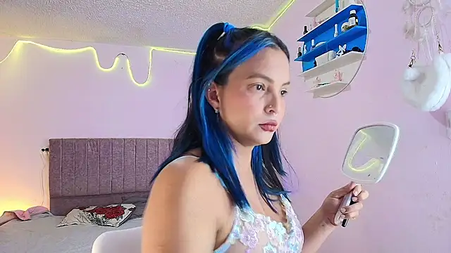 Snapshot of MiSofialeal chatting on 04/13/26, 06:35 MiSofialeal online show from 04/13/26, 06:35