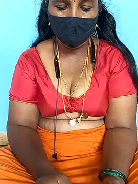 Snapshot of Tamil_Sweety chatting on 09/23/25, 05:21 Tamil Sweety online show from 09/23/25, 05:21