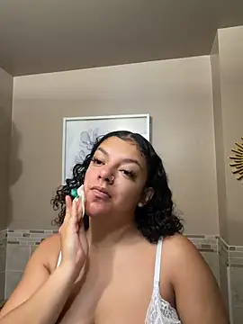 allybluee777 online show from 02/04/26, 12:33