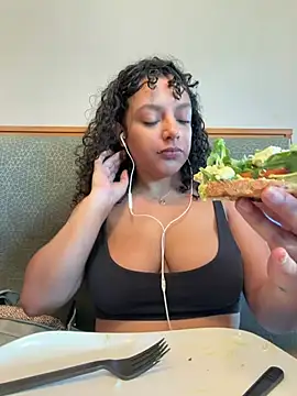 allybluee777 online show from 02/24/26, 01:31