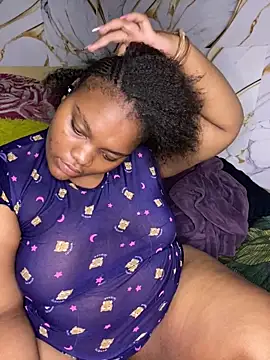 Snapshot of chubbybbw18 chatting on 03/25/26, 05:52 chubbybbw18 online show from 03/25/26, 05:52