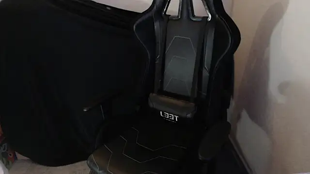 Snapshot of sakiramissy chatting on 03/14/26, 11:21 sakiramissy online show from 03/14/26, 11:21