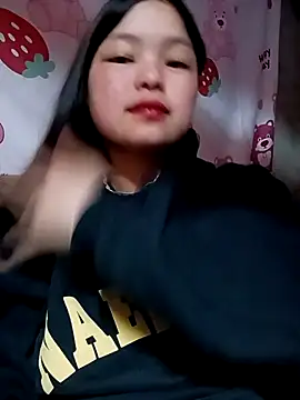 Snapshot of XoiXoi232 chatting on 03/11/26, 10:32 XoiXoi232 online show from 03/11/26, 10:32