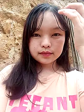 Snapshot of XoiXoi232 chatting on 03/22/26, 09:34 XoiXoi232 online show from 03/22/26, 09:34