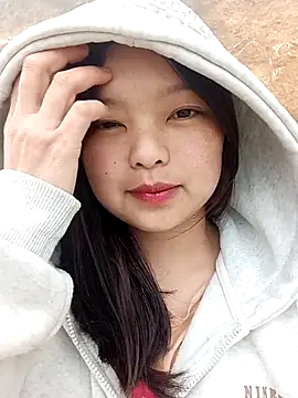 Snapshot of XoiXoi232 chatting on 03/23/26, 02:26 XoiXoi232 online show from 03/23/26, 02:26