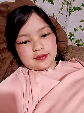 Snapshot of XoiXoi232 chatting on 04/11/26, 08:40 XoiXoi232 online show from 04/11/26, 08:40