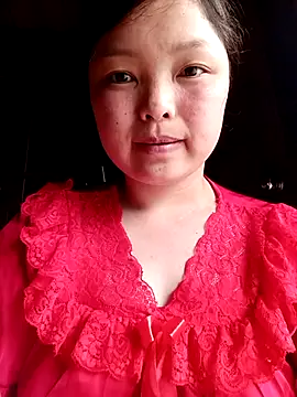 Snapshot of XoiXoi232 chatting on 04/15/26, 10:22 XoiXoi232 online show from 04/15/26, 10:22