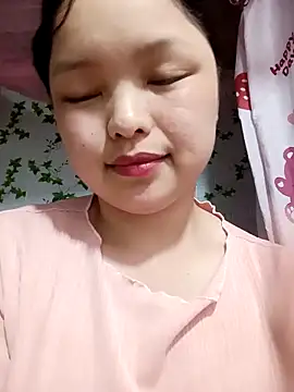 Snapshot of XoiXoi232 chatting on 04/18/26, 11:36 XoiXoi232 online show from 04/18/26, 11:36