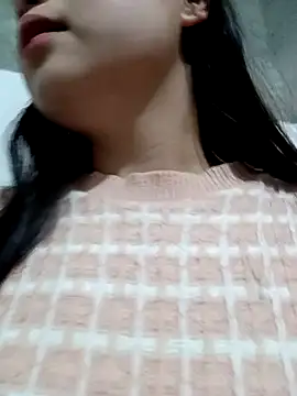 Snapshot of XoiXoi232 chatting on 04/24/26, 04:59 XoiXoi232 online show from 04/24/26, 04:59