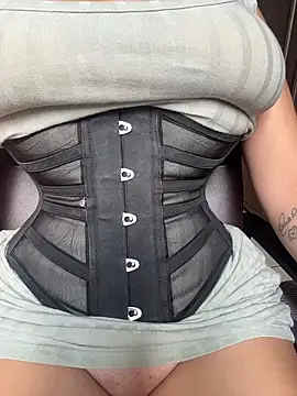 Malika khalid online show from 09/18/25, 03:03