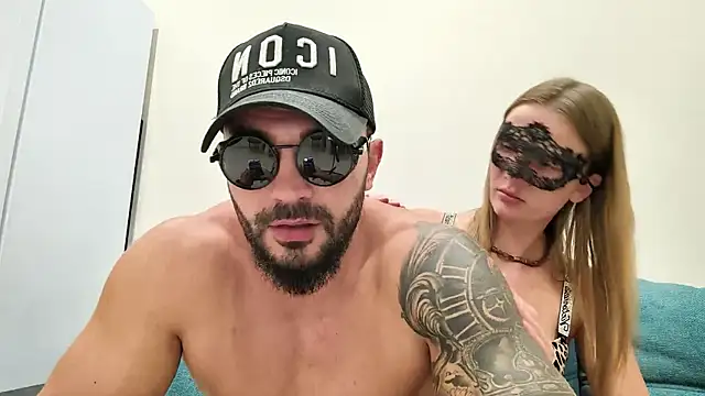 Snapshot of Leaders_sex chatting on 09/17/25, 08:32 Leaders sex online show from 09/17/25, 08:32