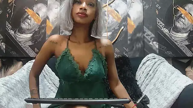 Snapshot of Lilmisbaddyxxx chatting on 06/23/26, 06:06 Lilmisbaddyxxx online show from 06/23/26, 06:06