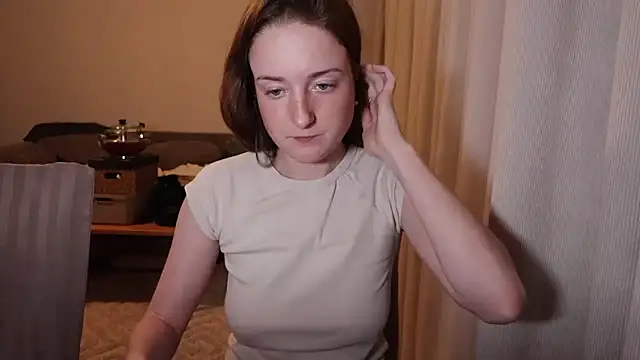 Snapshot of Tanywish chatting on 11/30/25, 02:37 Tanywish online show from 11/30/25, 02:37