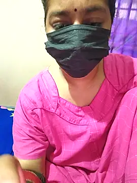 Snapshot of keralacouples11 chatting on 10/18/25, 02:36 keralacouples11 online show from 10/18/25, 02:36