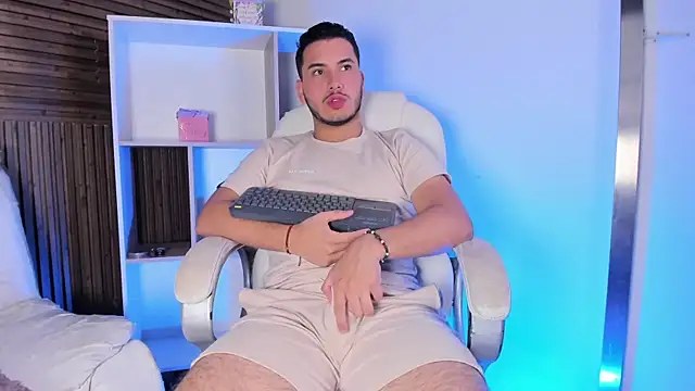 Axel grey  online show from 10/29/25, 12:29